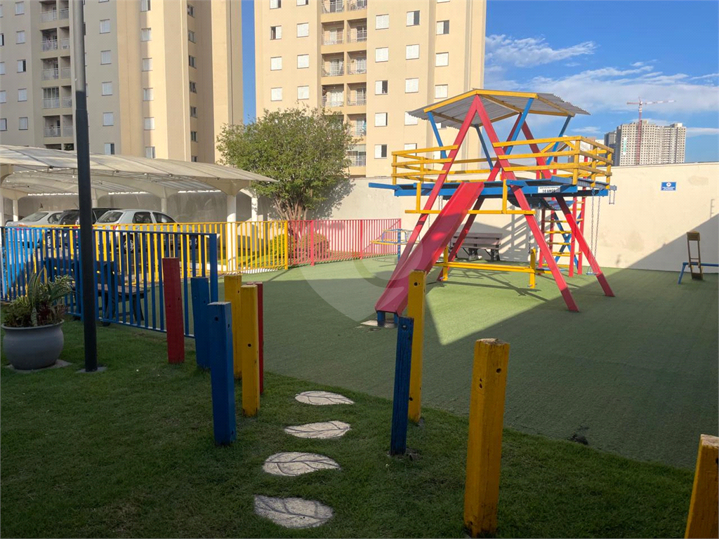 Apartamento à venda com 2 quartos, 65m² - Foto 27