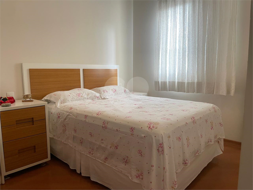 Apartamento à venda com 2 quartos, 65m² - Foto 8