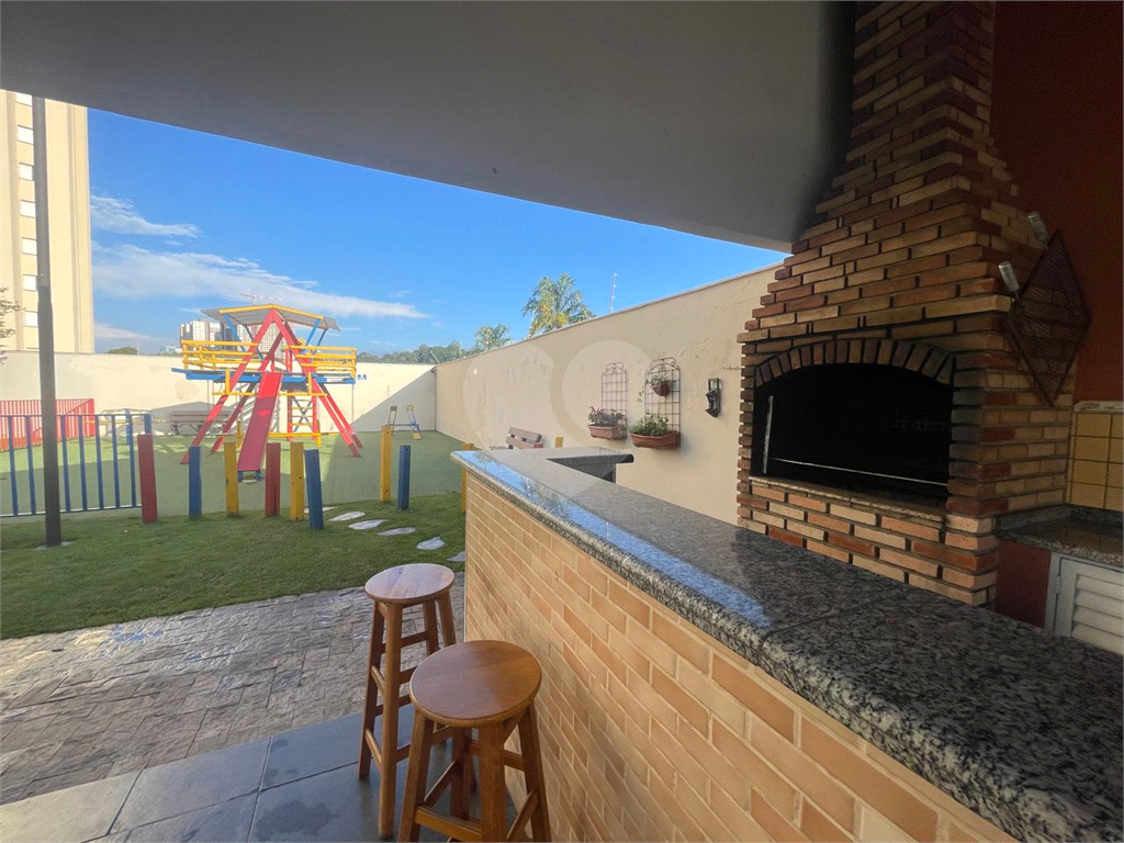 Apartamento à venda com 2 quartos, 65m² - Foto 25
