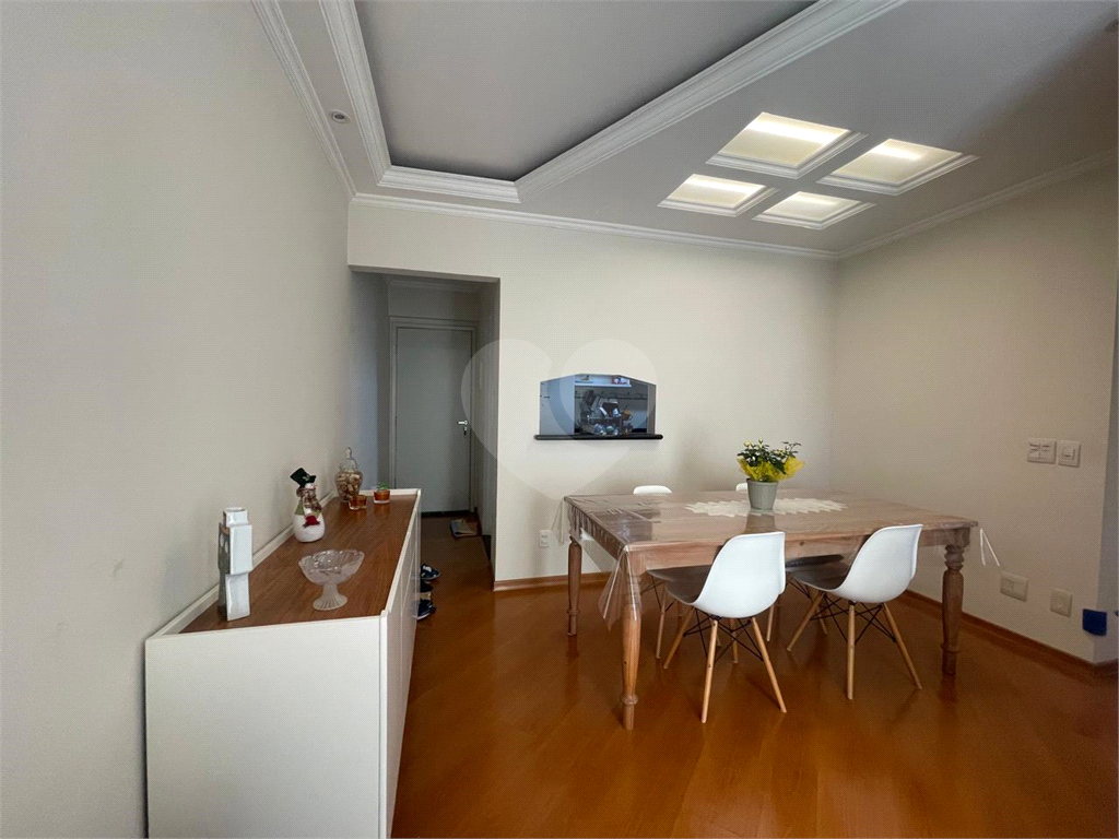 Apartamento à venda com 2 quartos, 65m² - Foto 2