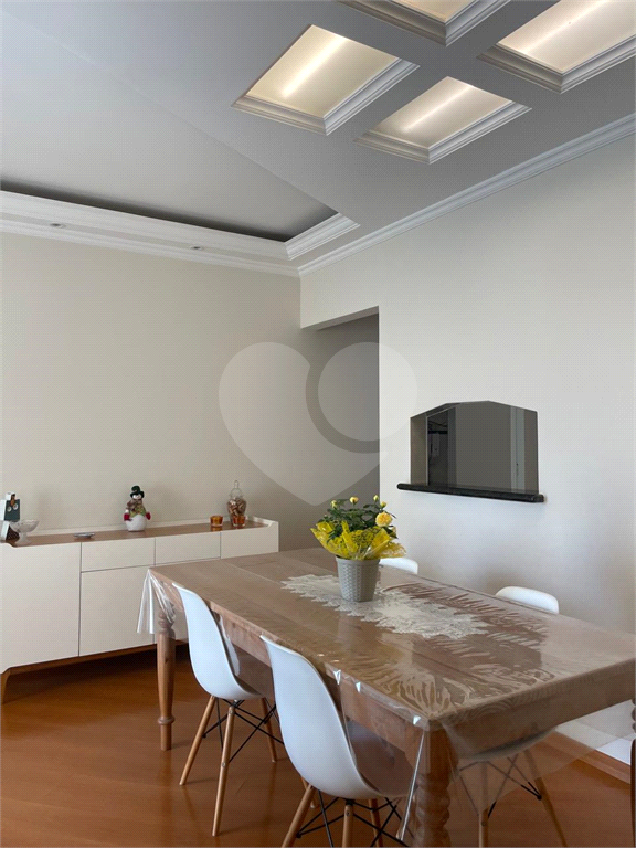 Apartamento à venda com 2 quartos, 65m² - Foto 4