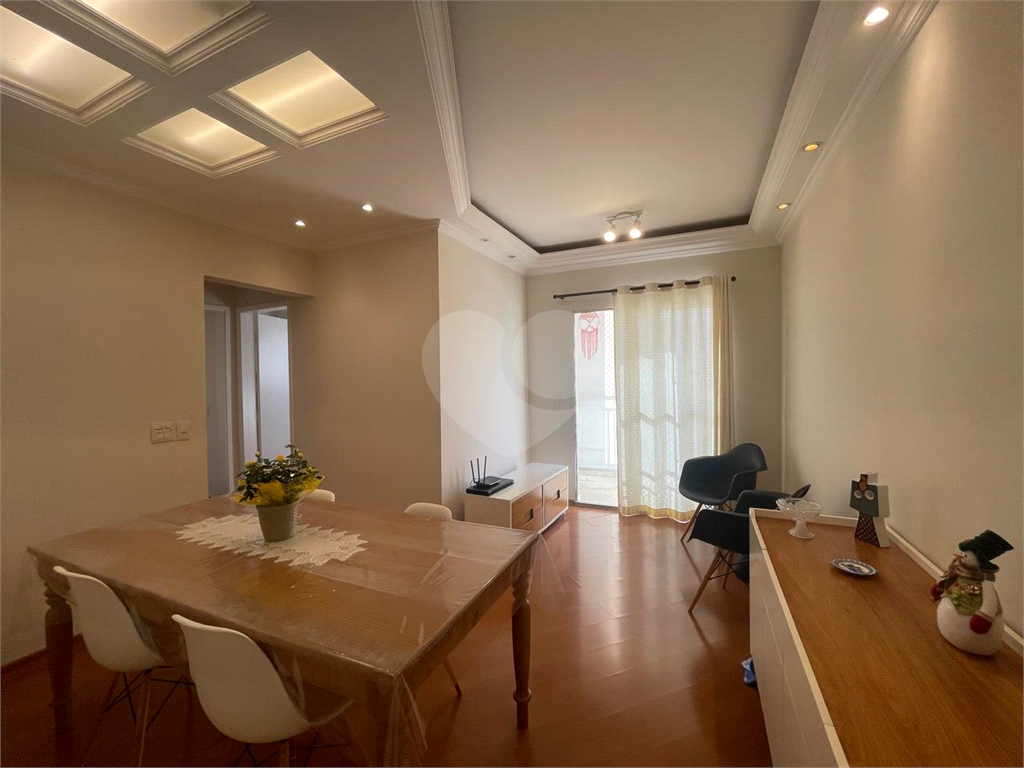 Apartamento à venda com 2 quartos, 65m² - Foto 1