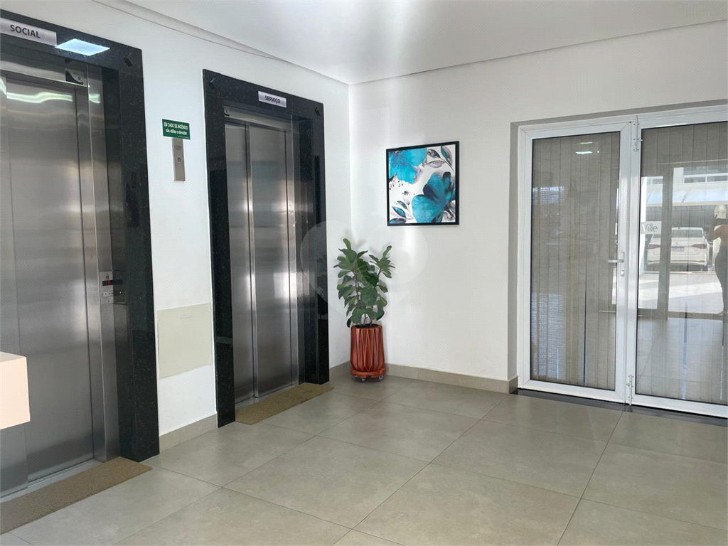 Apartamento à venda com 2 quartos, 65m² - Foto 33