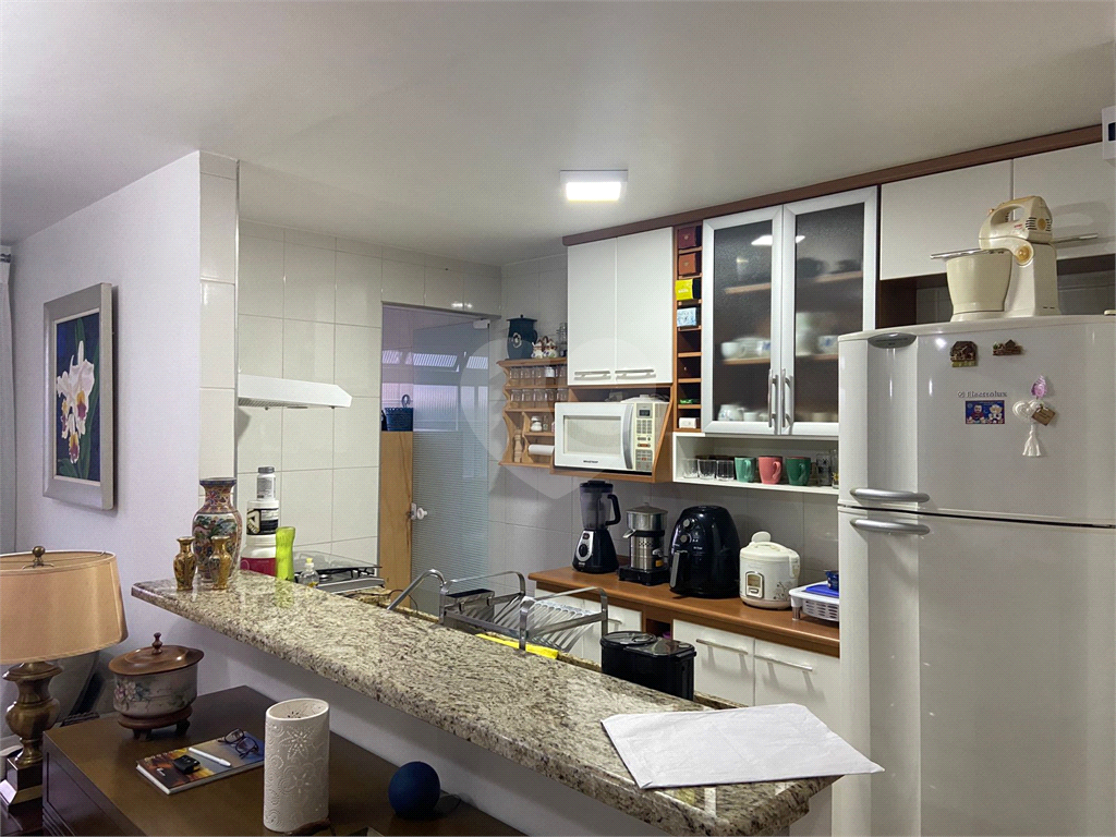 VILA IRMÃOS ARNONI Apartamento isento de iptu Decorado REFORMADO E MODERNIZADO com Garagem Demarcada