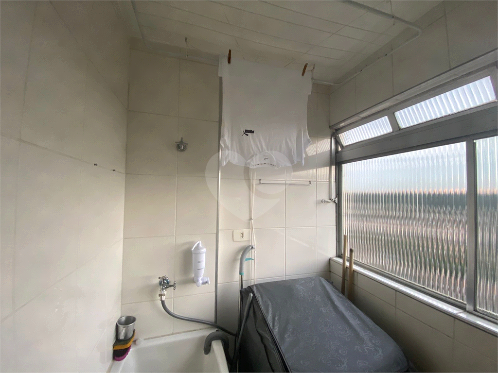 VILA IRMÃOS ARNONI Apartamento isento de iptu Decorado REFORMADO E MODERNIZADO com Garagem Demarcada