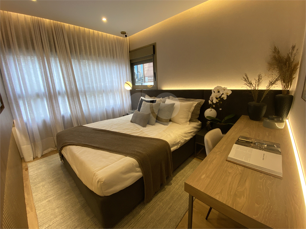 Apenas 300mtrs metro Paraiso. Apartamento com 3 suites, opcao de 4 dormitorios e 2 suites com 2 vaga
