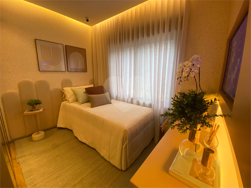 Apenas 300mtrs metro Paraiso. Apartamento com 3 suites, opcao de 4 dormitorios e 2 suites com 2 vaga
