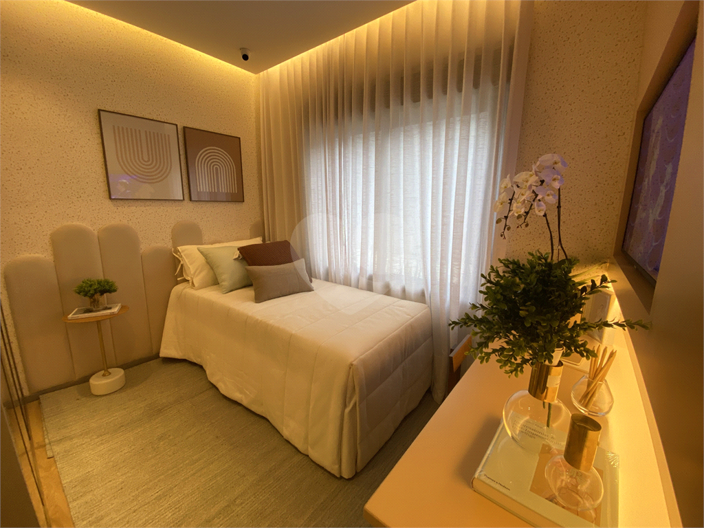 Apenas 300mtrs metro Paraiso. Apartamento com 3 suites, opcao de 4 dormitorios e 2 suites com 2 vaga