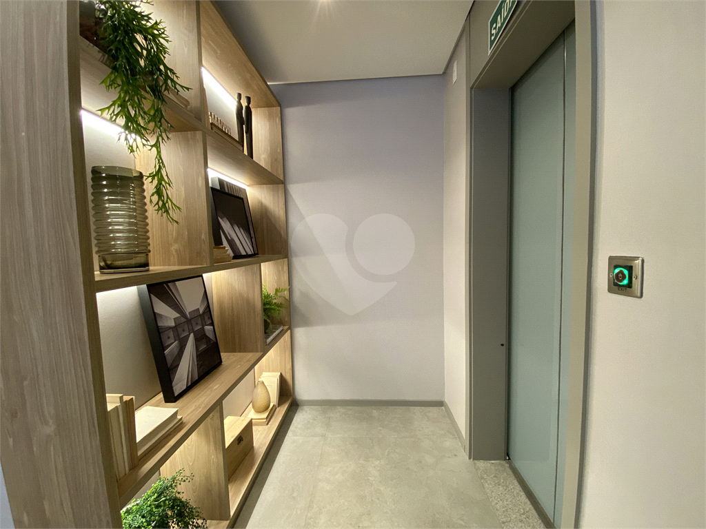 Apenas 300mtrs metro Paraiso. Apartamento com 3 suites, opcao de 4 dormitorios e 2 suites com 2 vaga
