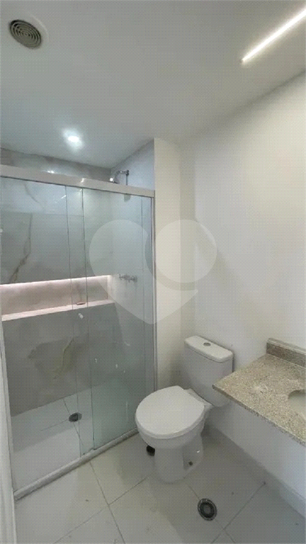 Apartamento novo com varanda gourmet à venda no Tatuapé