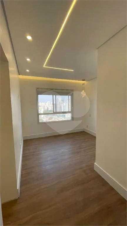 Apartamento novo com varanda gourmet à venda no Tatuapé