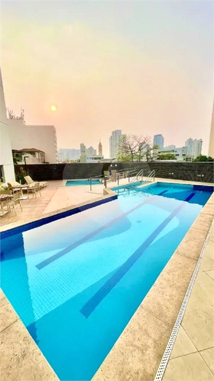 Apartamento novo com varanda gourmet à venda no Tatuapé