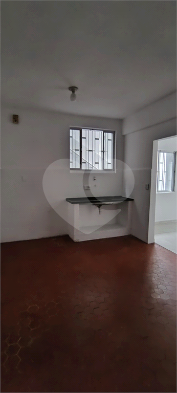 Sobrado  com 6 quartos , 2 cozinhas , na ZN No Lauzane Paulista  Ótimo preço !!