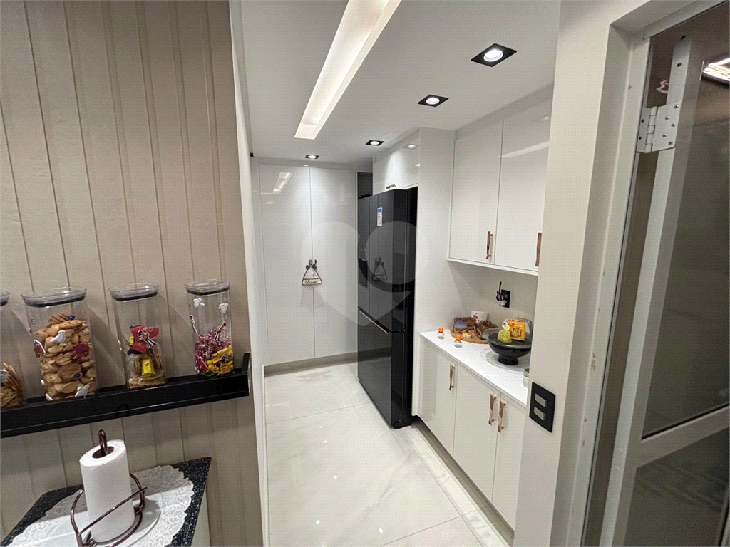 APARTAMENTO em MORUMBI