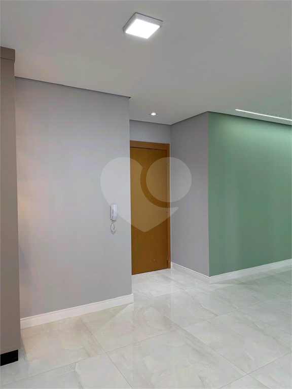 Apartamento à venda com 2 quartos, 69m² - Foto 6