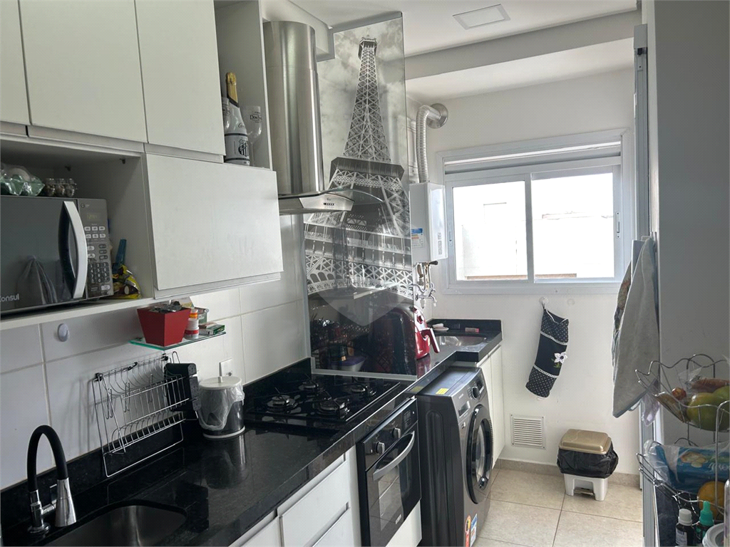 Apartamento à venda com 2 quartos, 64m² - Foto 27