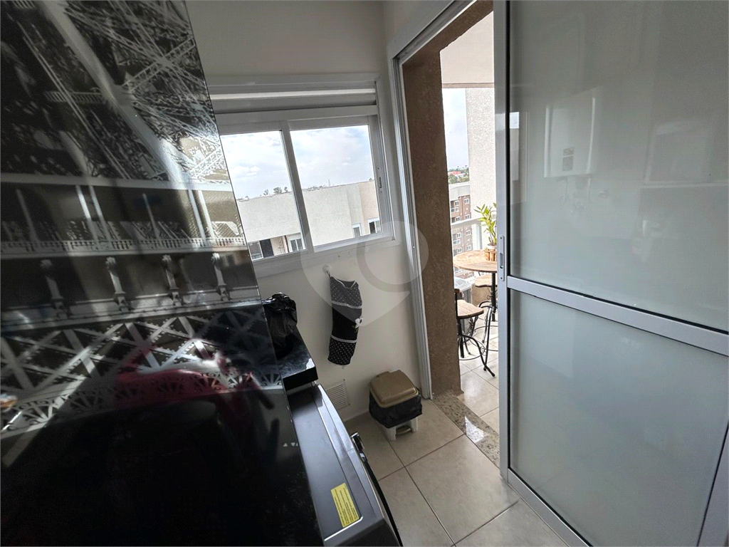 Apartamento à venda com 2 quartos, 64m² - Foto 33