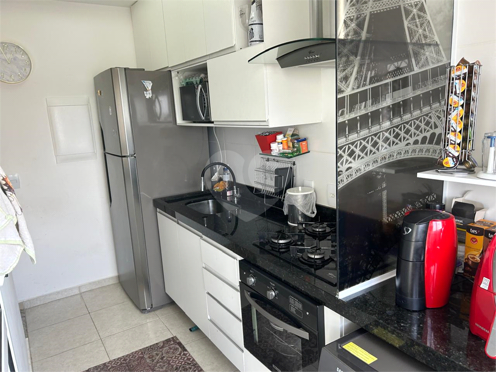 Apartamento à venda com 2 quartos, 64m² - Foto 29
