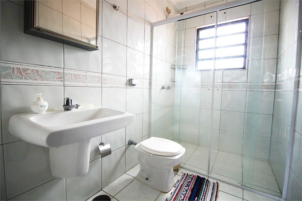  casa à venda em Peruíbe, (cidade Nova) com piscina, a aproximadamente 750 metros da praia 