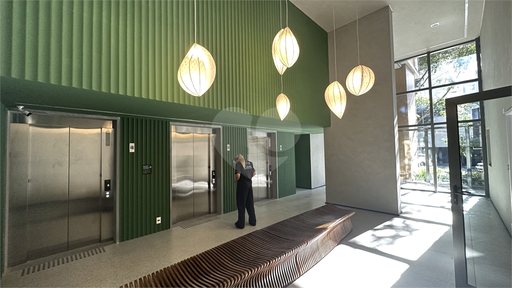 STUDIO COMERCIAL para consultório em Moema