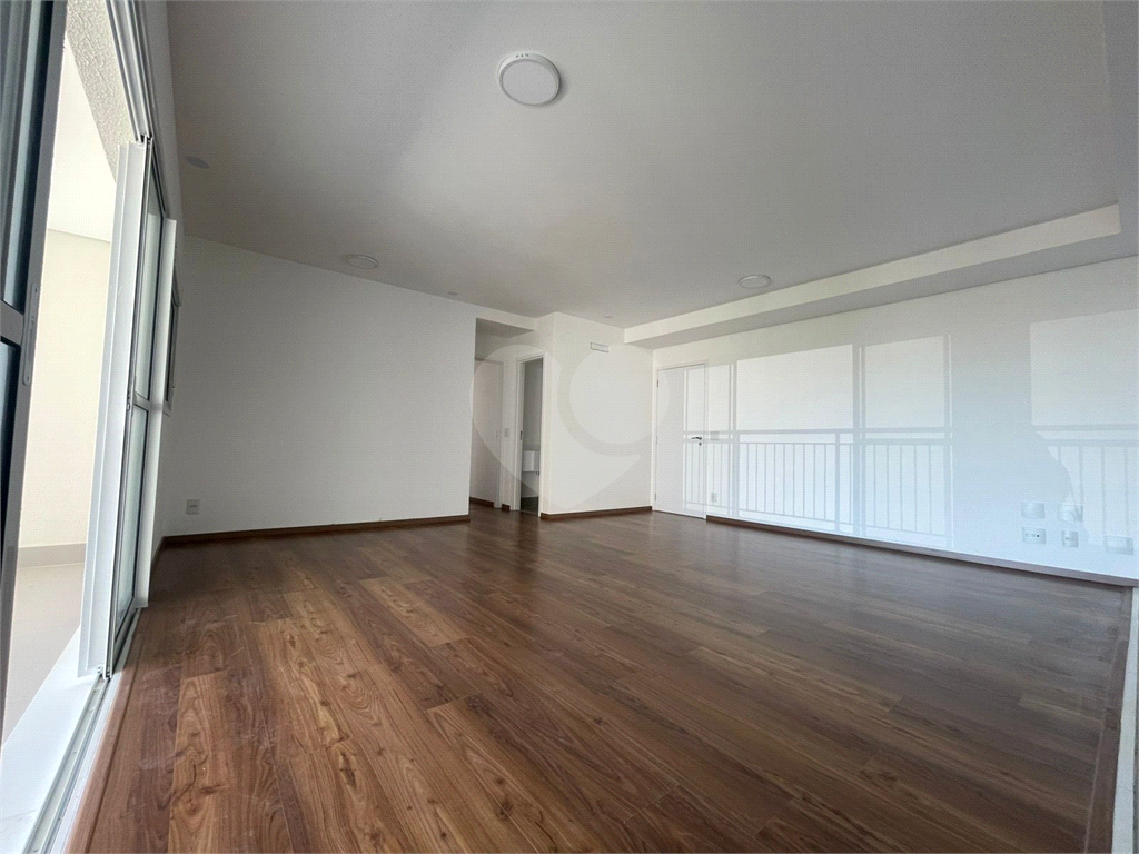Apartamento à venda com 3 quartos, 155m² - Foto 9