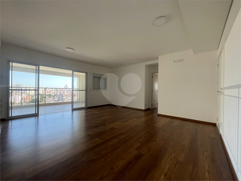 Apartamento à venda com 3 quartos, 155m² - Foto 1
