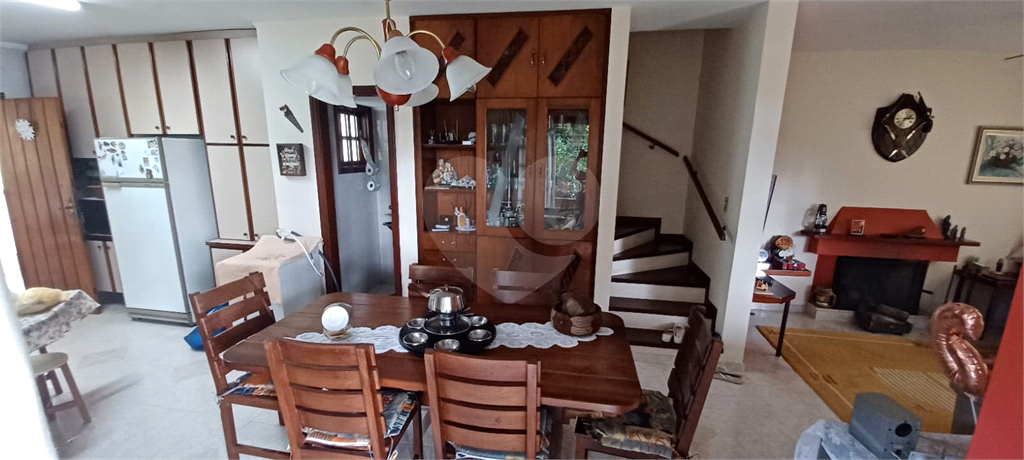Casa de Condomínio à venda com 3 quartos, 200m² - Foto 15