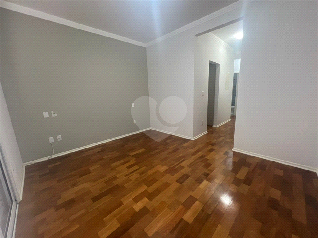 Casa de Condomínio para alugar com 4 quartos, 284m² - Foto 11