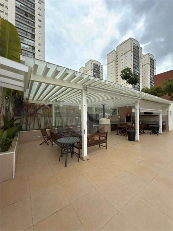 Oportunidade Imperdível: Apartamento de 62m² ao lado da estação de metrô!