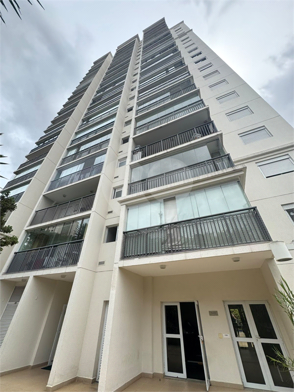 Oportunidade Imperdível: Apartamento de 62m² ao lado da estação de metrô!
