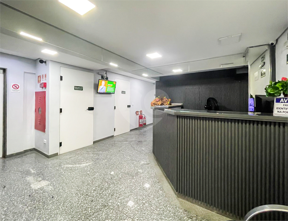 Conjunto / Sala Comercial - Vila Mariana - Santa Cruz - 1 Vaga - 30m² - Venda  Compra