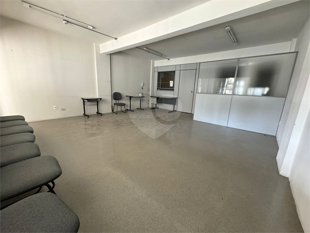 Sala comercial para venda com 83 m2 na Bela Vista