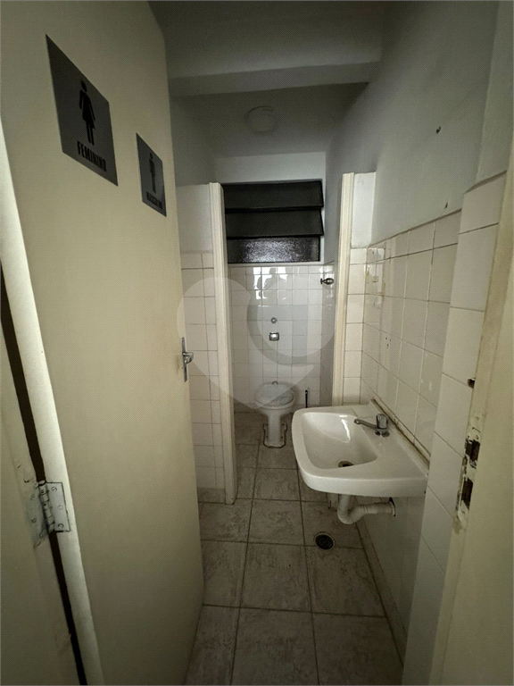 Sala comercial para venda com 83 m2 na Bela Vista