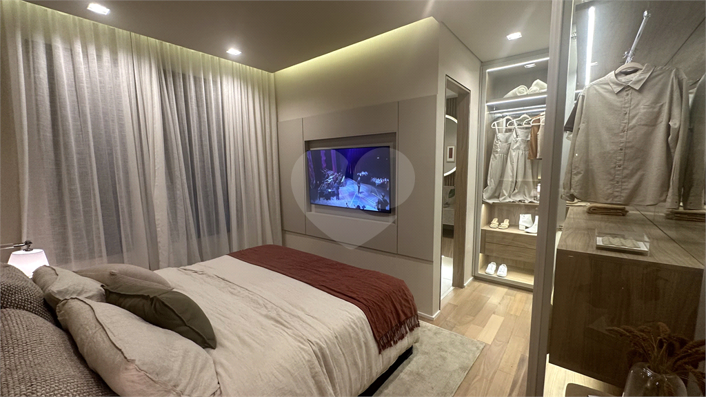  Venda - Apartamento de 3 Dormitórios com Sala Ampliada