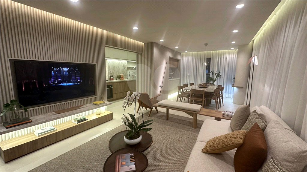  Venda - Apartamento de 3 Dormitórios com Sala Ampliada