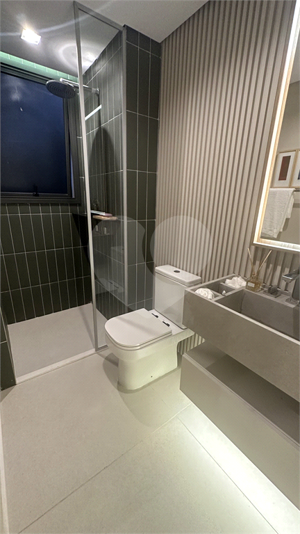  Venda - Apartamento de 3 Dormitórios com Sala Ampliada