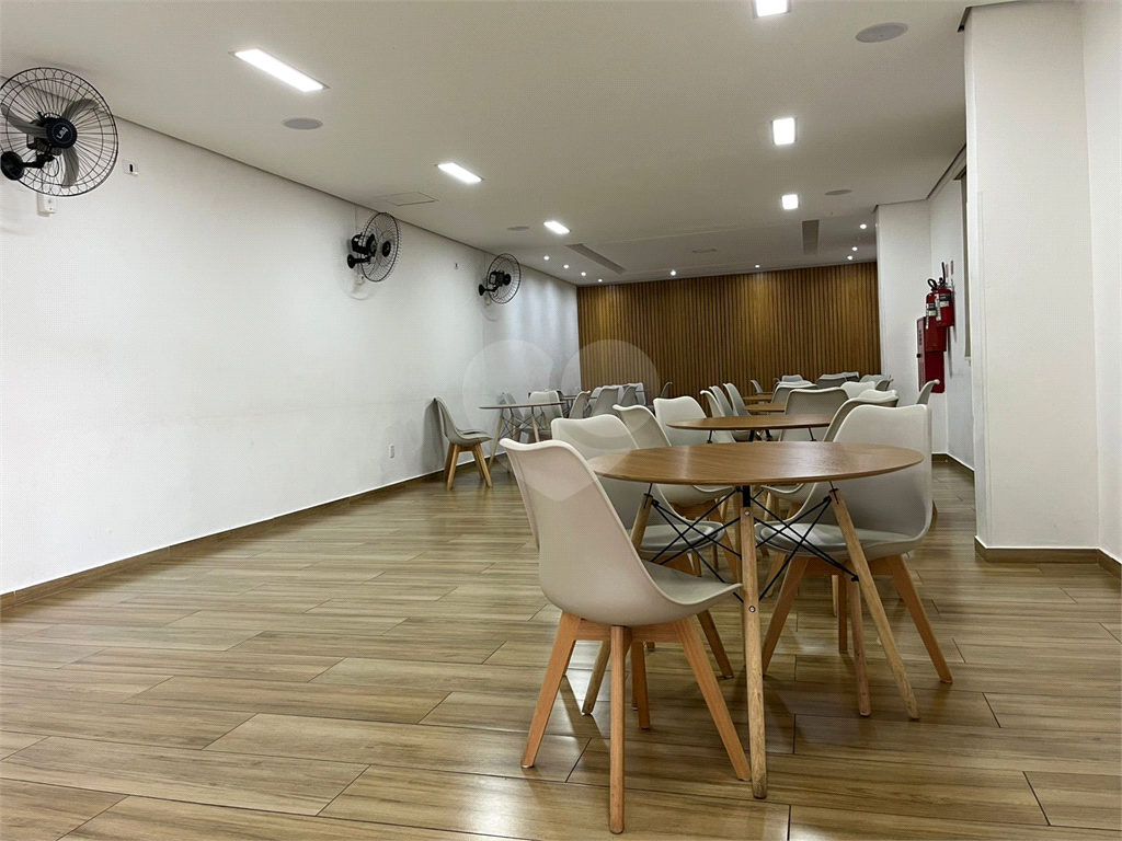 Apartamento 2 Dormitórios 1 Vaga de Garagem