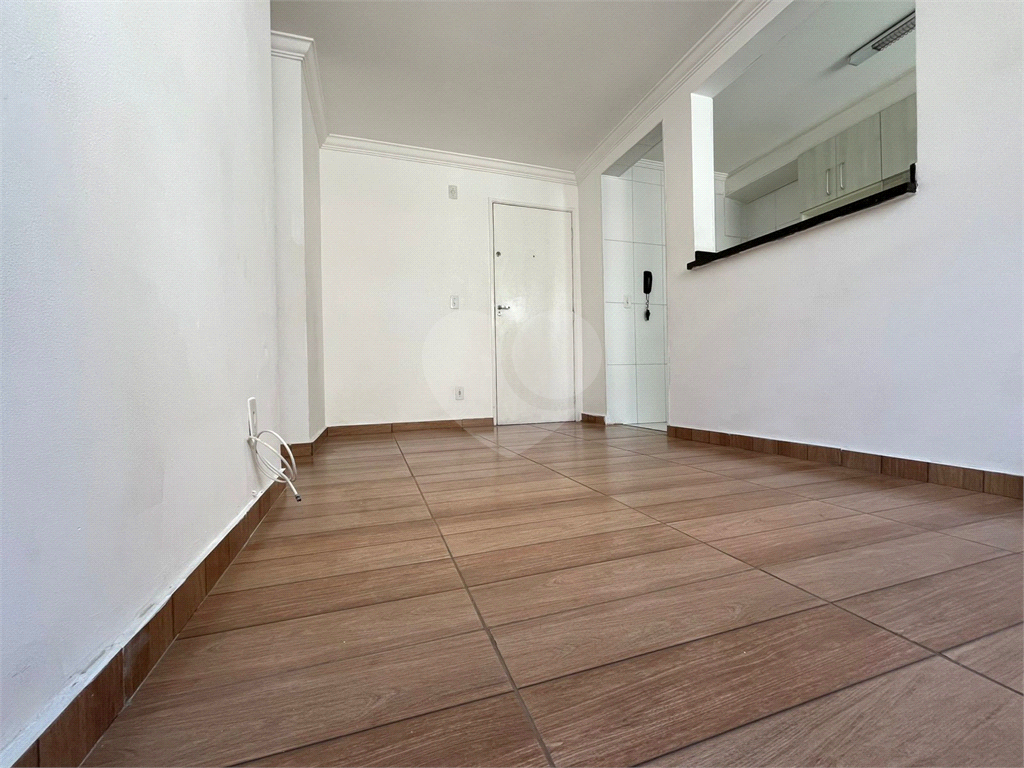 Apartamento 2 Dormitórios 1 Vaga de Garagem