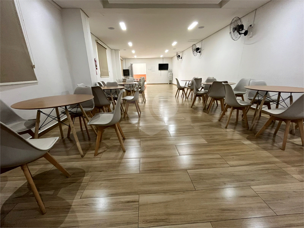 Apartamento 2 Dormitórios 1 Vaga de Garagem