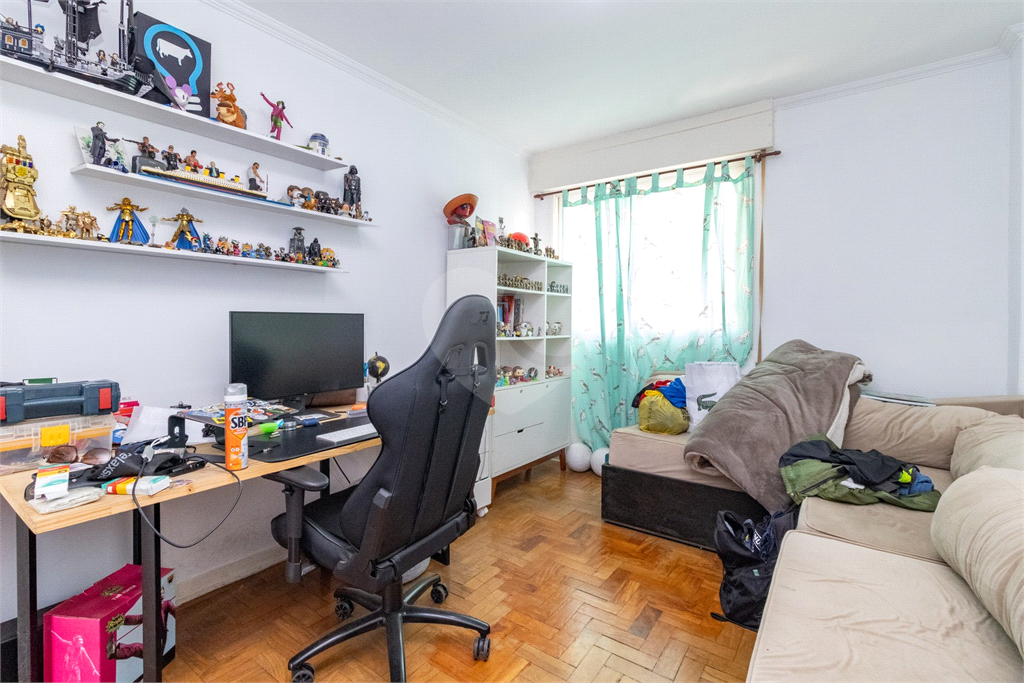 APARTAMENTO em PERDIZES