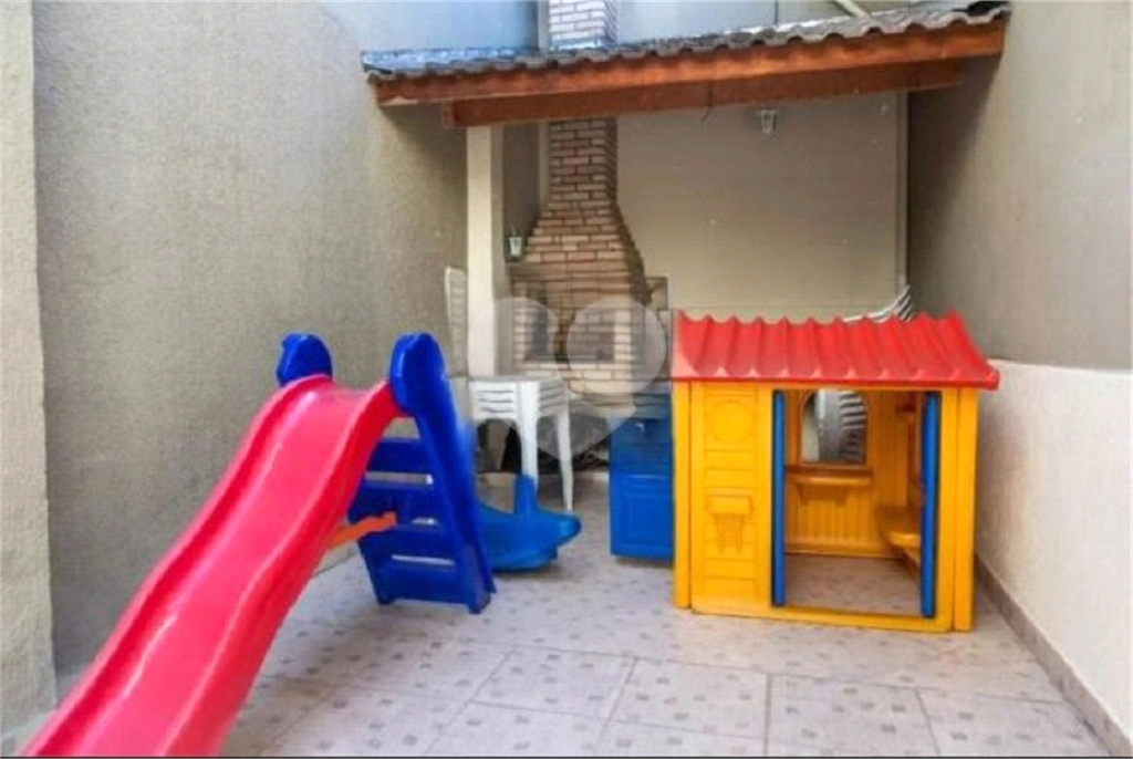 Sobrado com 3 dormitórios e 2 vagas em Condomínio Fechado no Tucuruvi