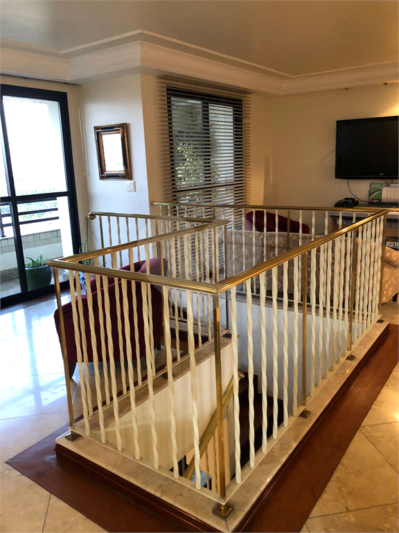 APARTAMENTO em VILA PRUDENTE