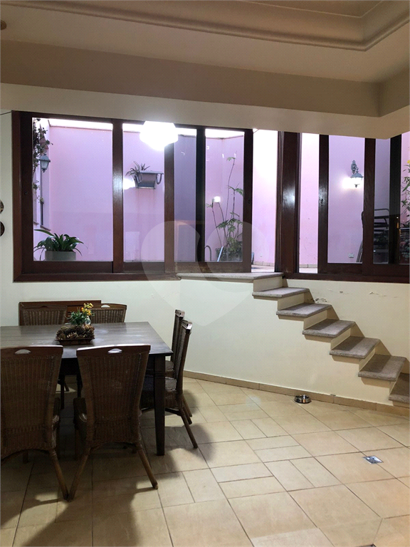 APARTAMENTO em VILA PRUDENTE
