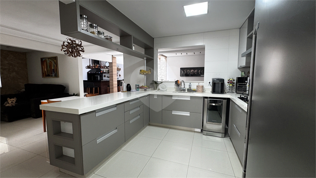 Casa de Condomínio à venda com 4 quartos, 240m² - Foto 26