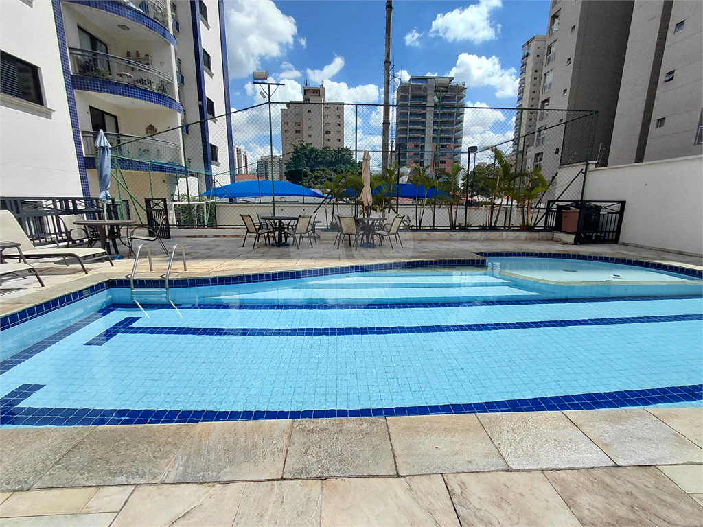 Imóvel de 126m² com sala ampla, 3 quartos, sendo 2 suítes, 3 vagas lazer completo Vila Romana