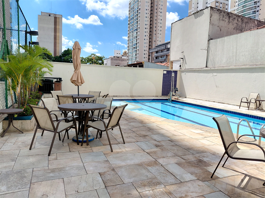 Imóvel de 126m² com sala ampla, 3 quartos, sendo 2 suítes, 3 vagas lazer completo Vila Romana