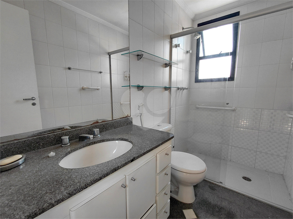 Imóvel de 126m² com sala ampla, 3 quartos, sendo 2 suítes, 3 vagas lazer completo Vila Romana