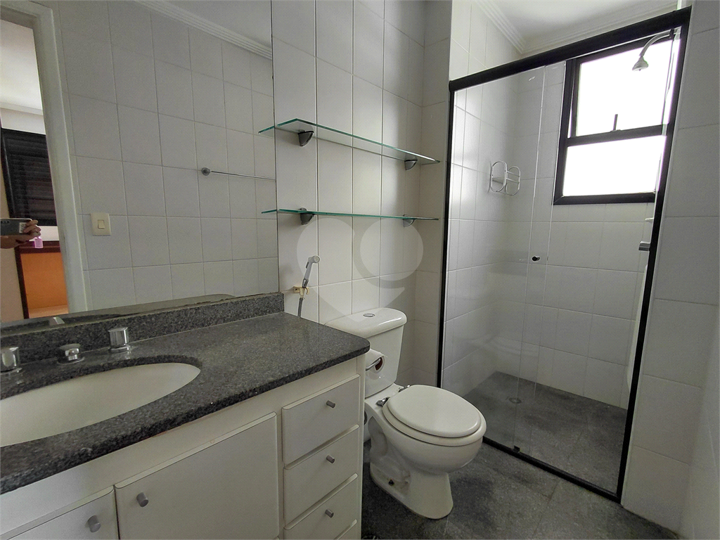 Imóvel de 126m² com sala ampla, 3 quartos, sendo 2 suítes, 3 vagas lazer completo Vila Romana