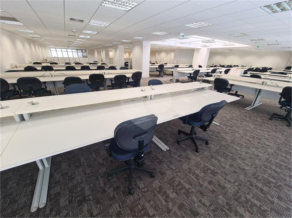LAJES CORPORATIVAS em CENTRO