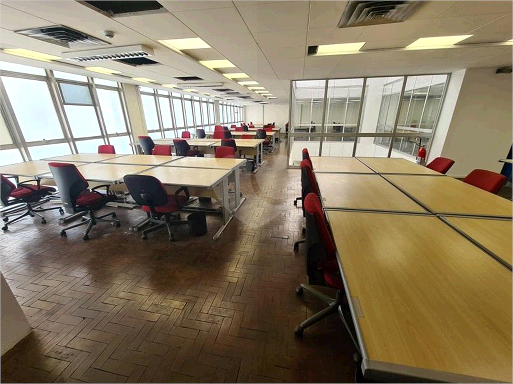 LAJES CORPORATIVAS em CENTRO